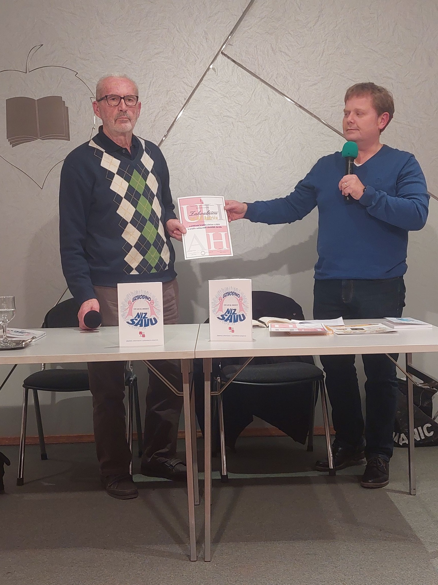 Ivi urucena zahvalnica za afirmaciju aforistike u svijetu